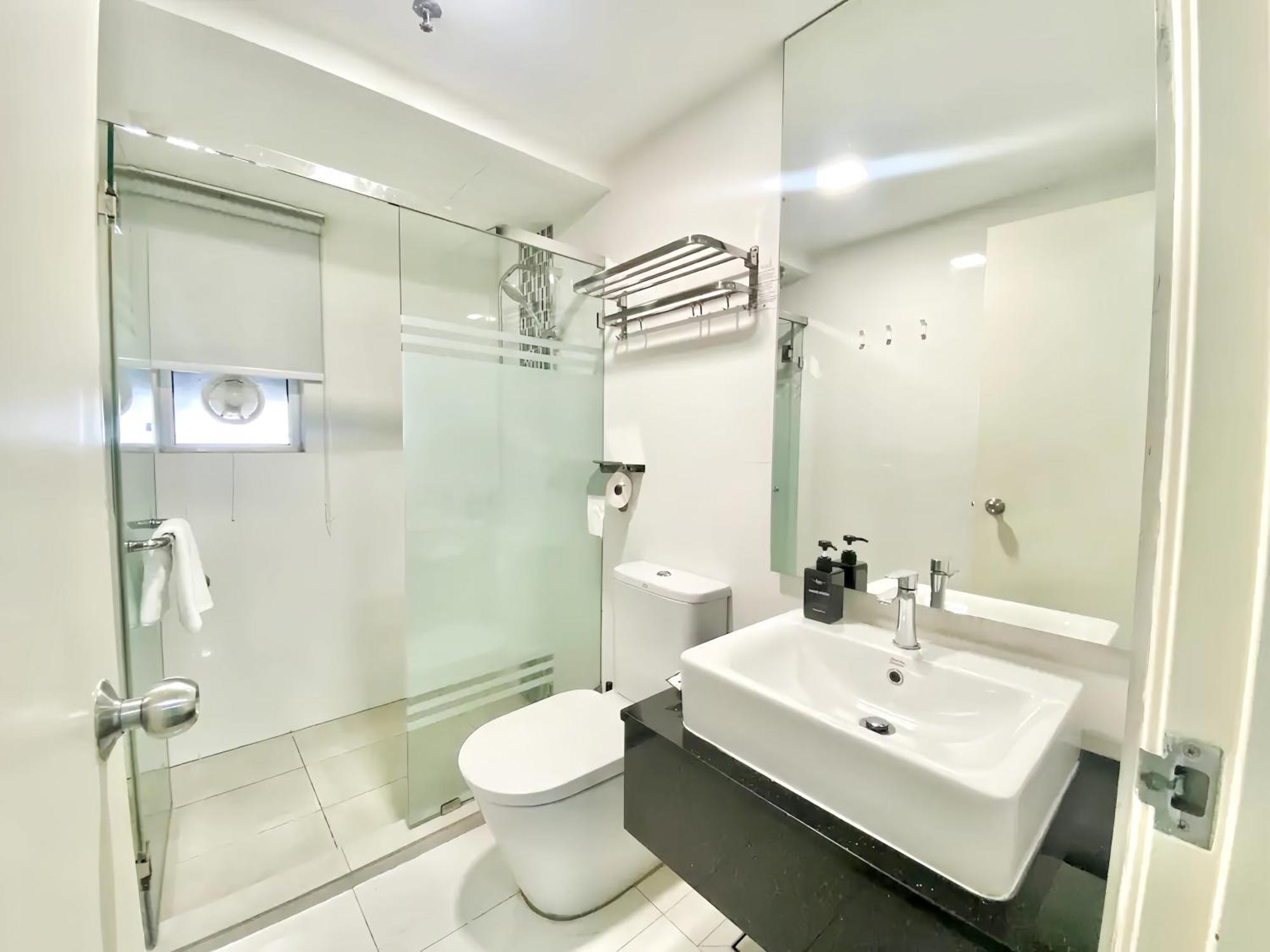Maritime Seaview Suites Penang George Town Zewnętrze zdjęcie