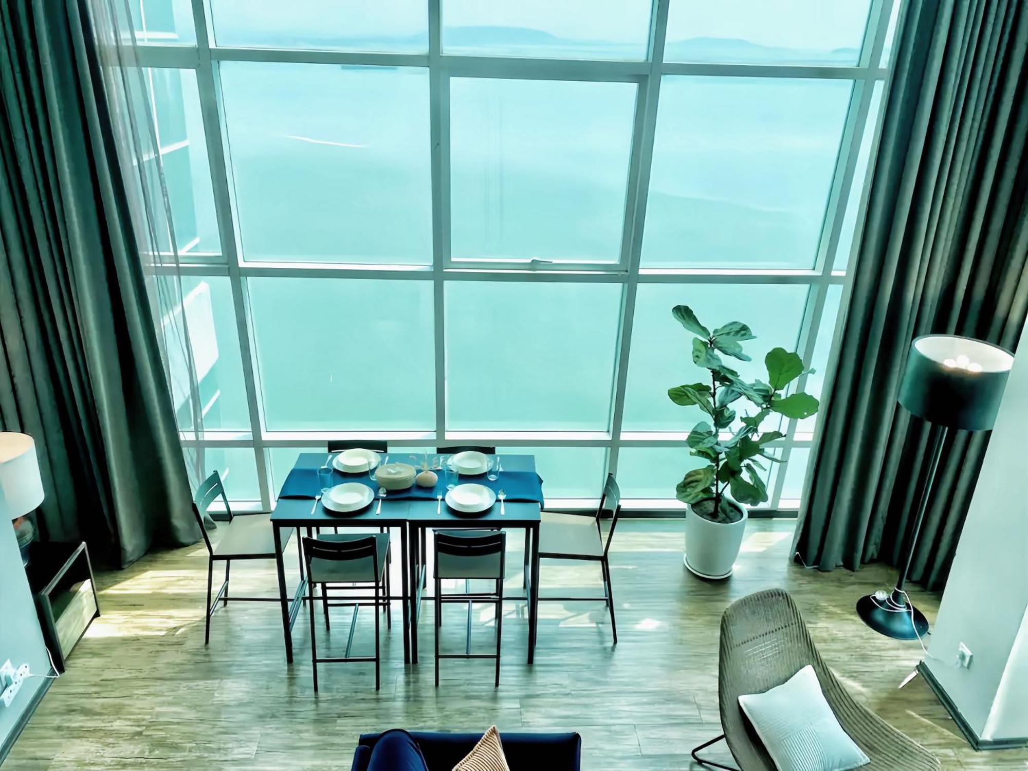 Maritime Seaview Suites Penang George Town Zewnętrze zdjęcie