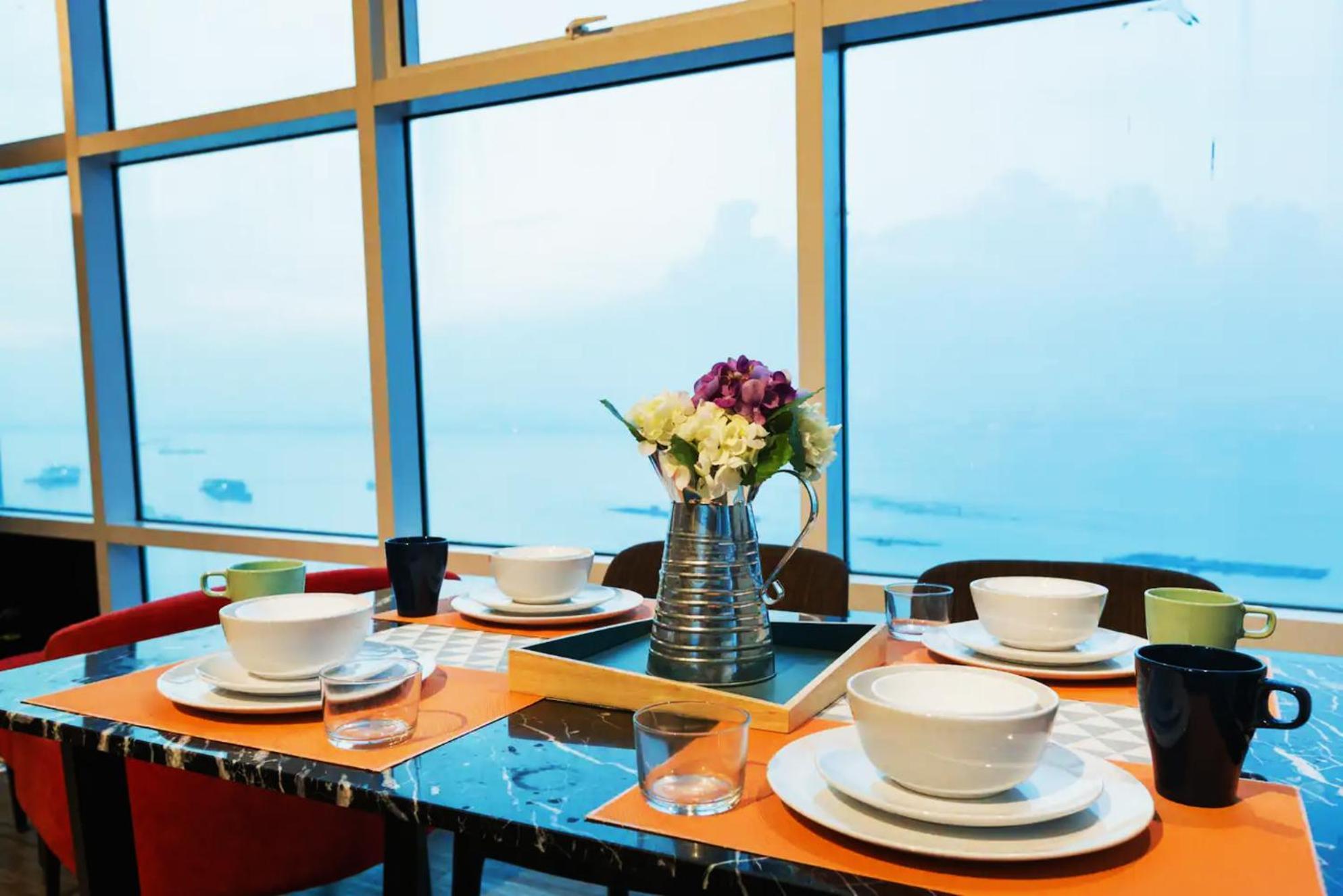 Maritime Seaview Suites Penang George Town Zewnętrze zdjęcie